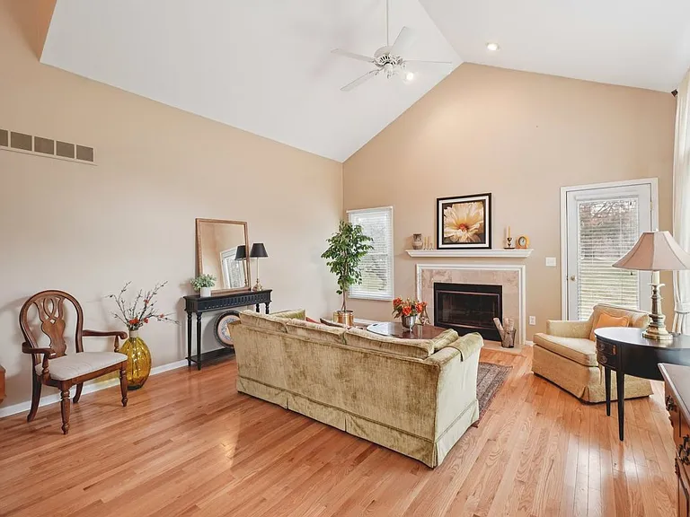 2799 Lochmoor Blvd — Photo 15