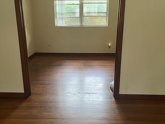 Picture of Dining Room from living room.