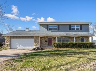 2525 Blue Ridge Dr NE, Cedar Rapids, IA 52402
