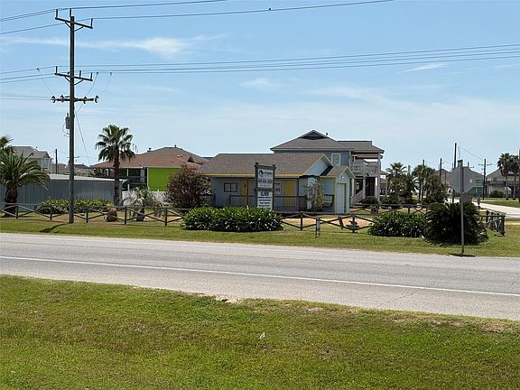 2nd image of 998 Ramada Blvd