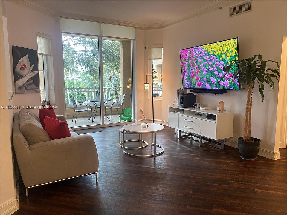 1st image of 3001 NE 185th St APT 335