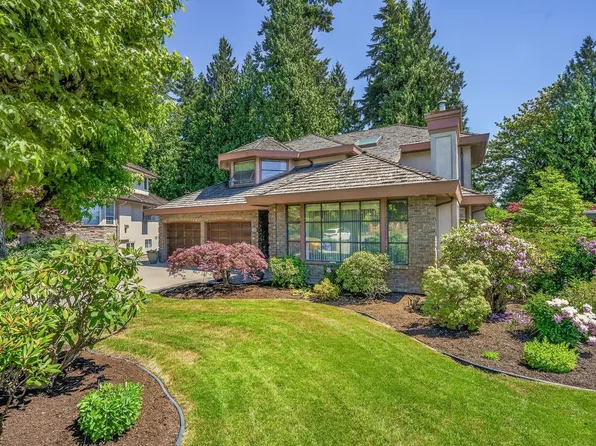2304 Kugler Ave, Coquitlam, BC V3K 2S7