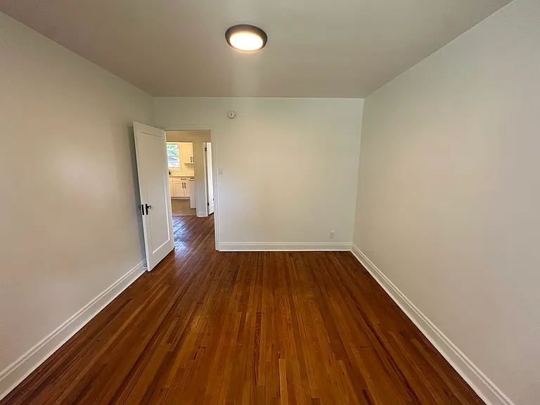 796 Dudley Ave #796 — Photo 12