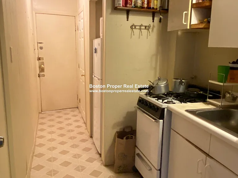 44A Joy St #4 — Photo 4