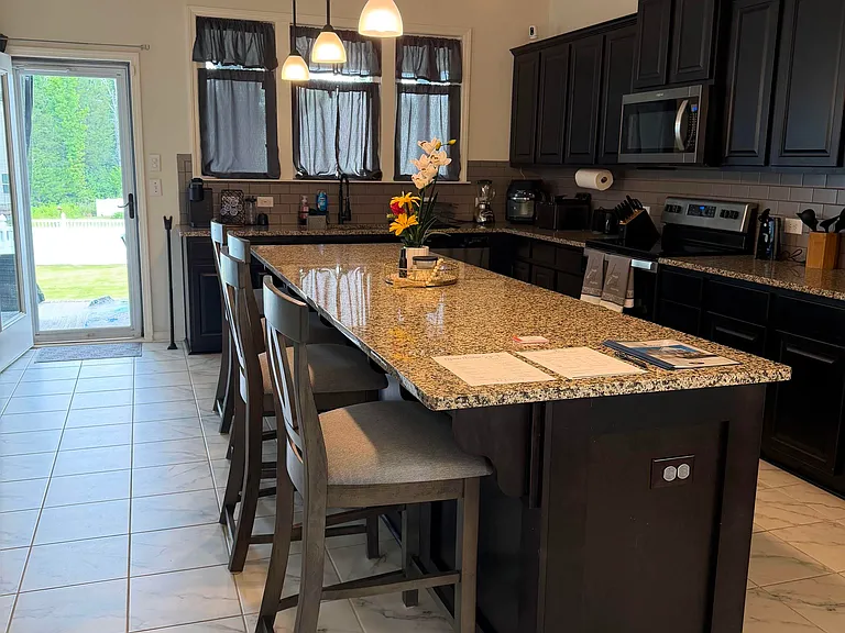 629 Corsih Pl — Photo 7