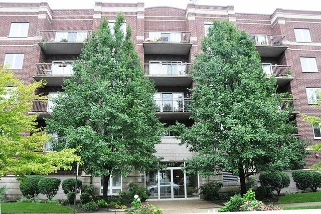 395 graceland unit 402 des 2025 plaines il