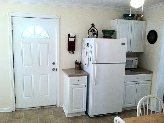 Tons of cabinet space