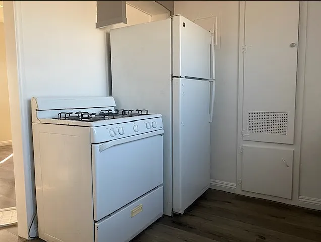 11528 Adco Ave #F — Photo 13