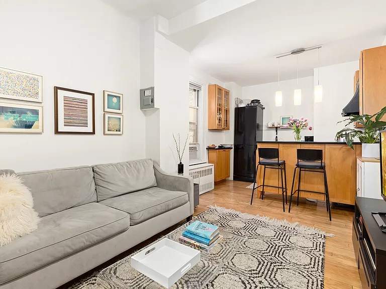 66 Madison Ave #10L — Photo 1