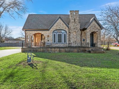 305 W Pine St, Abbott, TX, 76621