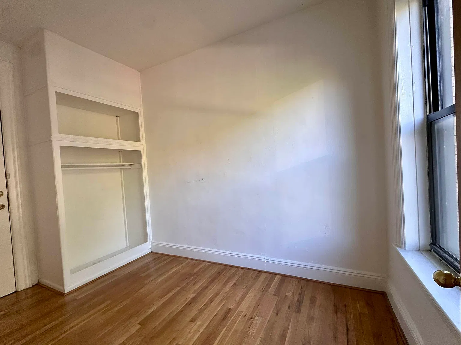 472 Prospect Place — Photo 4