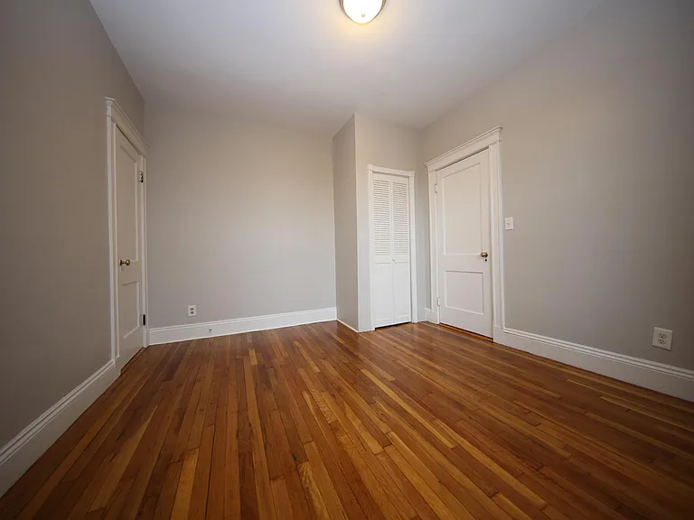 43 Glenville Ave #18 — Photo 6