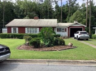 612 12th Ave SE, Moultrie, GA 31768