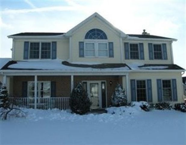 1st image of 3186 Winsted Dr