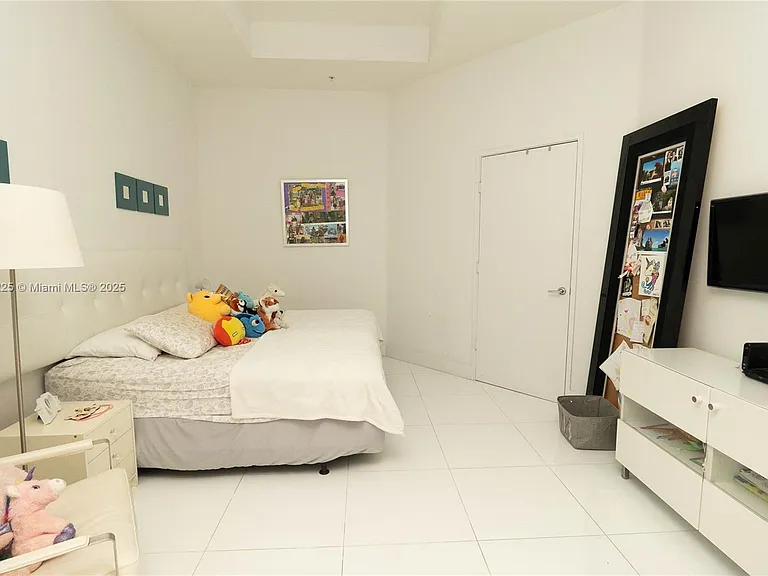 150 Sunny Isles Blvd #Townhouse 1-403 — Photo 8