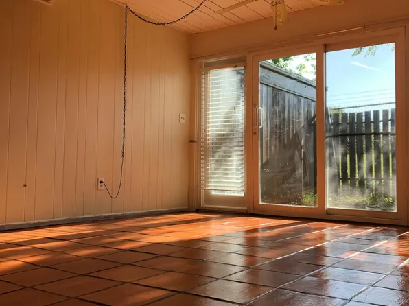 418 Ira Ave, San Antonio, TX 78209