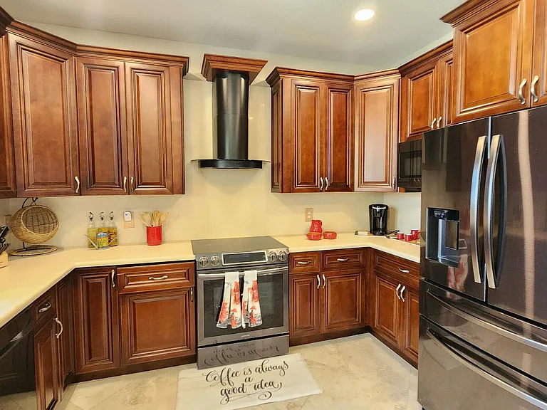 1851 Corsica Dr — Photo 12