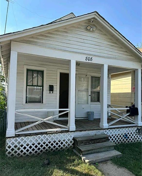 1st image of 808 S 23rd St