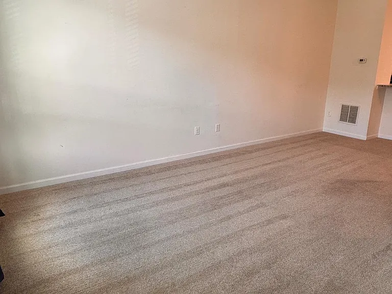 624 Ravenwood Dr — Photo 6