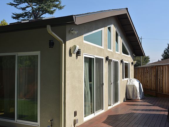5th image of 1409 Kelowna Ct