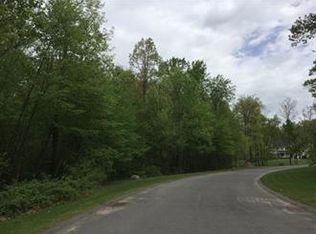 11 Ridgeview Ter, Southwick, MA 01077