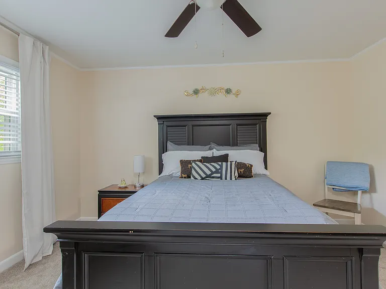 Master BR, Queen size comfort mattress