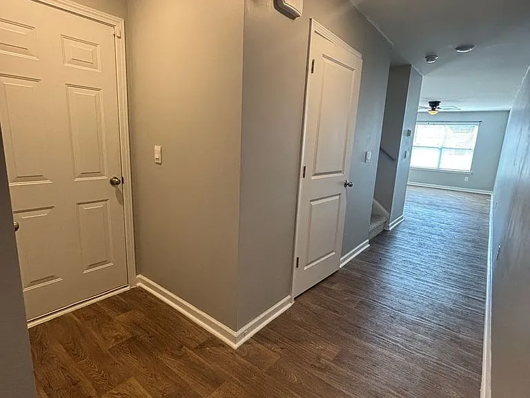 1210 N Norwhich Ln — Photo 6