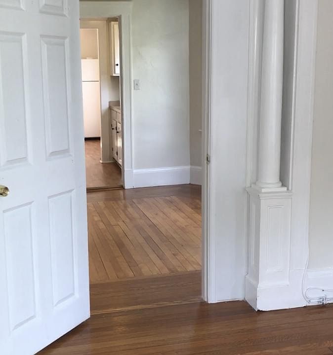 1st image of 2A Willow Ave #1
