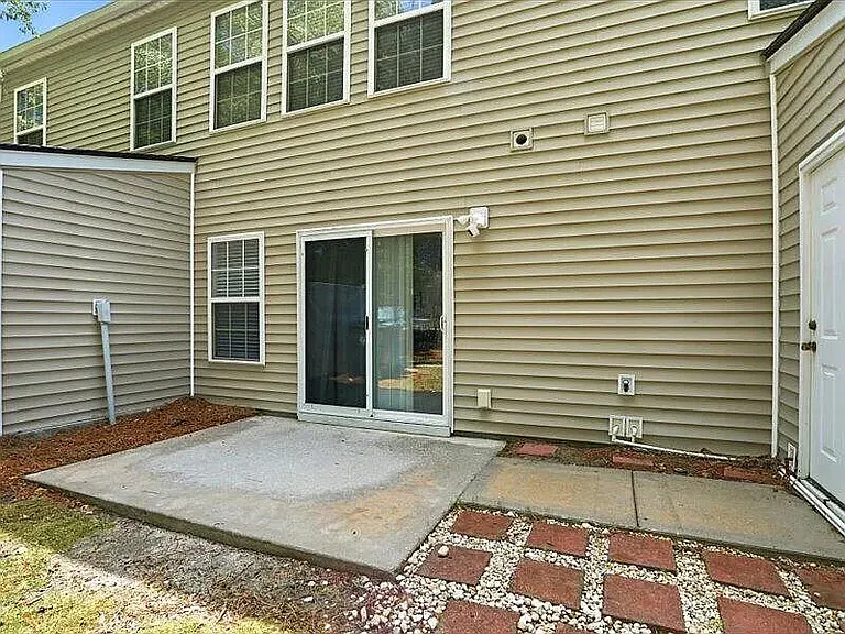 9176 Maple Grove Dr — Photo 29