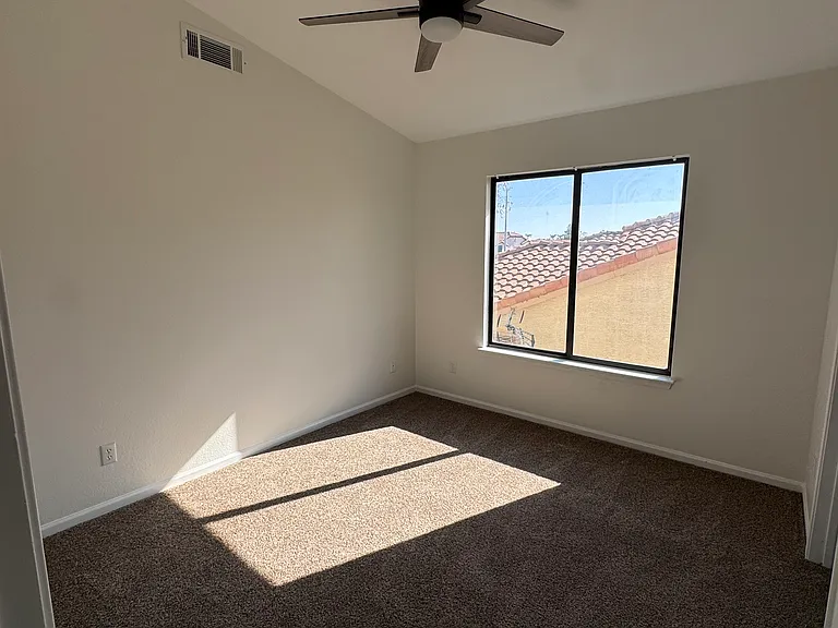 3340 S Oleander Dr — Photo 18