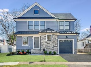 3-05 32nd St, Fair Lawn, NJ 07410