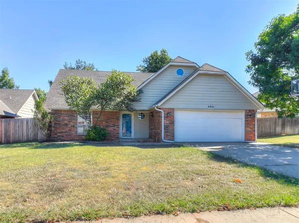 404 Albany Dr, Edmond, OK 73003