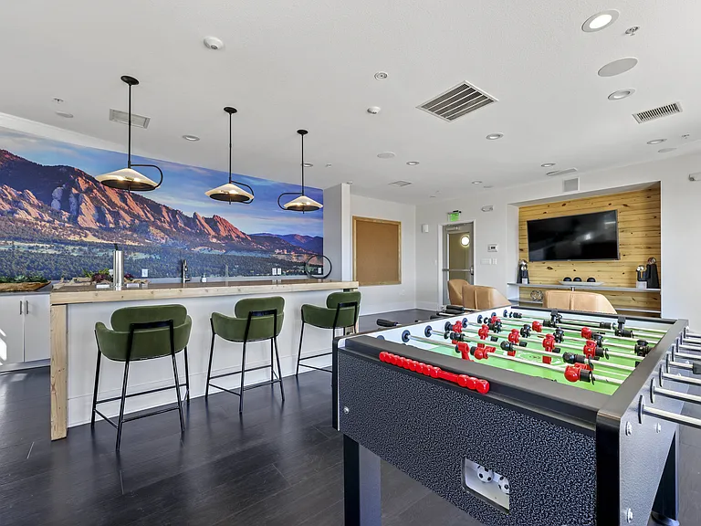 B Street Lohi Apartments — Photo 30