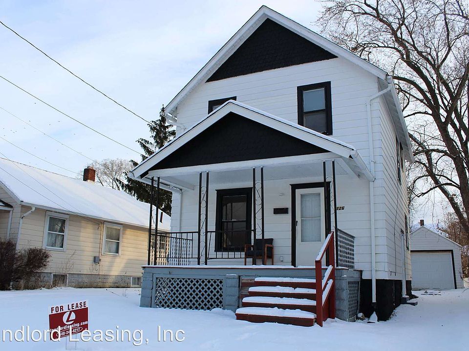1st image of 126 E 33rd St