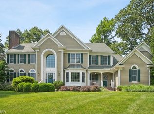 142 Old Army Rd, Bernardsville, NJ 07924