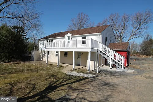 538 Durham Rd Photo 1