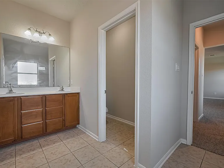 24114 Morrison Ln — Photo 22