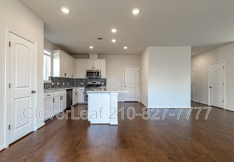 2009 Flametree Ave — Photo 14