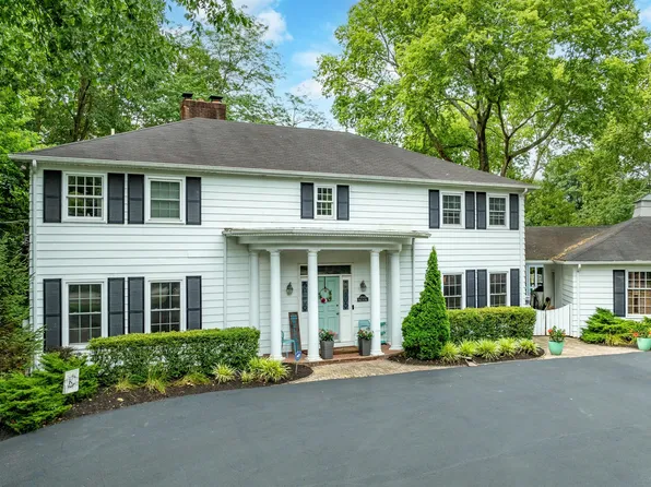 4949 Hayden Run Rd, Columbus, OH 43221