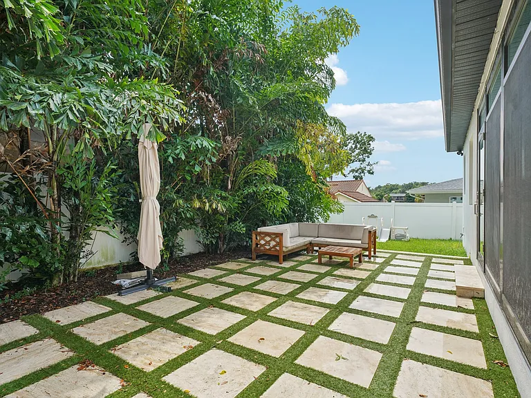 328 W Frierson Ave #1 — Photo 67