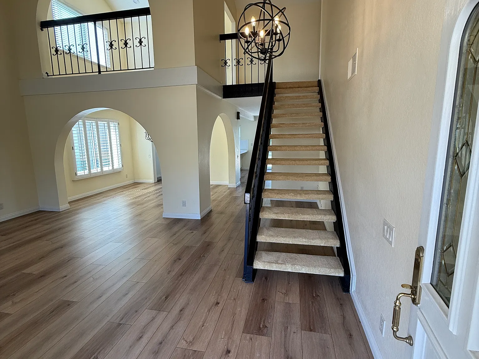 3 bed, 2.5 bath, 2478 sqft, $5,650 — Photo 4