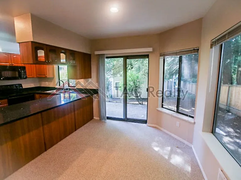 9009 Avondale Rd NE #E109 — Photo 14