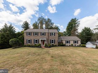 1090 Wood Ln, West Chester, PA 19382