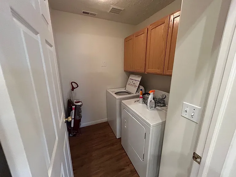 2056 E Middleton Dr #22 — Photo 20