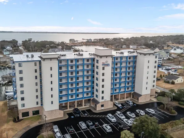 4425 Arendell Street #606, Morehead City, NC 28557