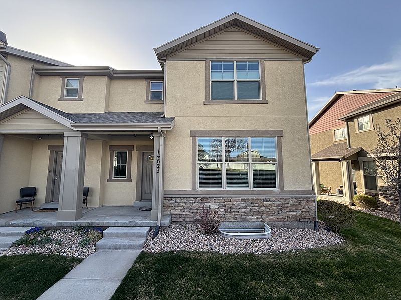 1st image of 14623 S Auroral Way #1