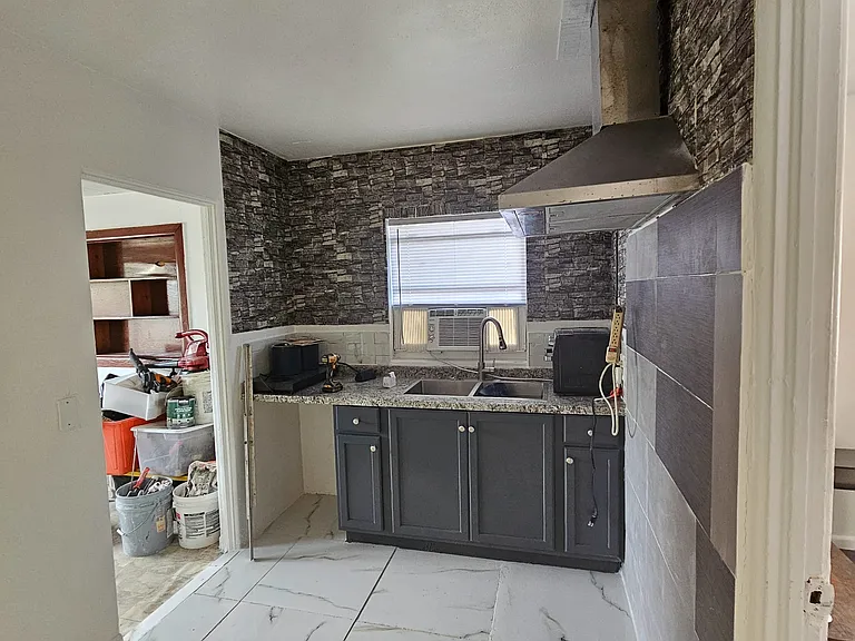 6925 Anoka Dr — Photo 9