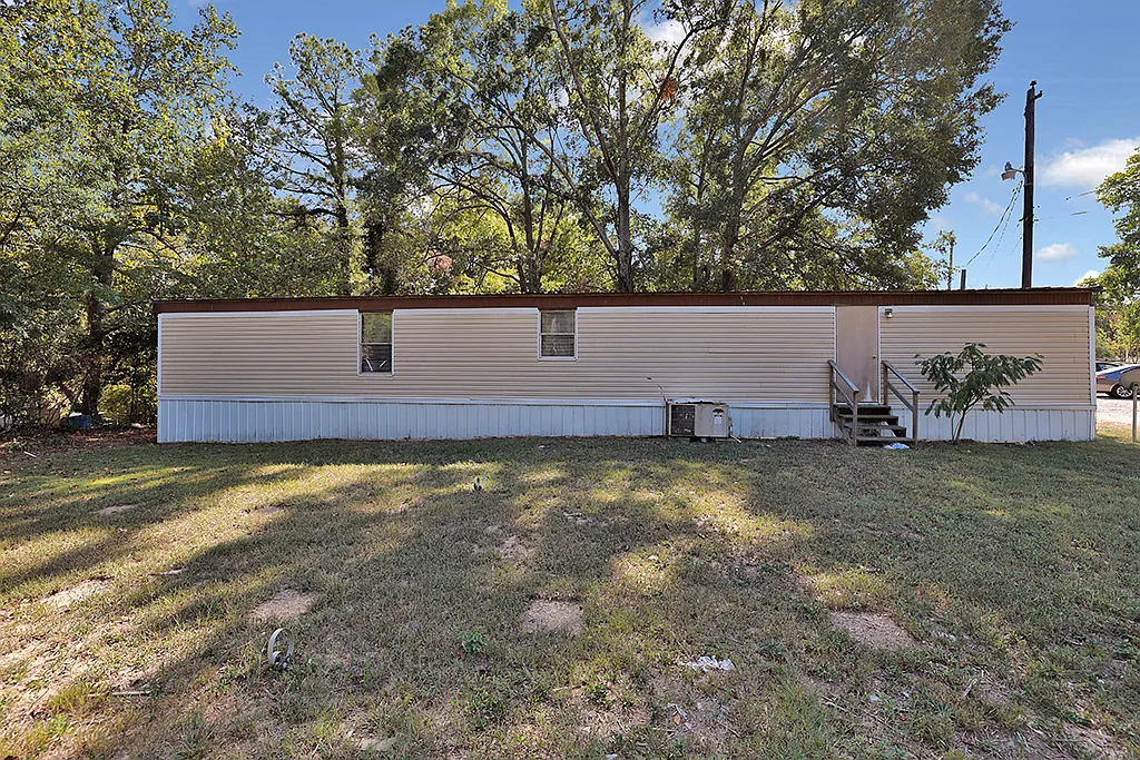 809 West 49th Street Anniston, AL 36206 - 1 — Photo 4