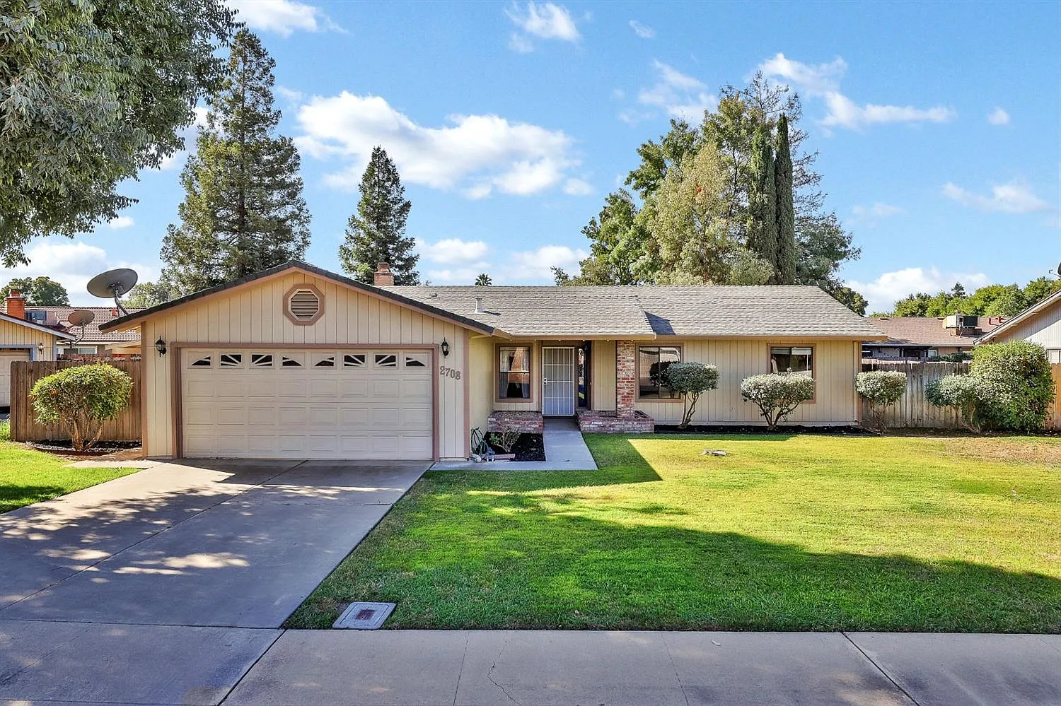 2708 Peek Ct photo 1