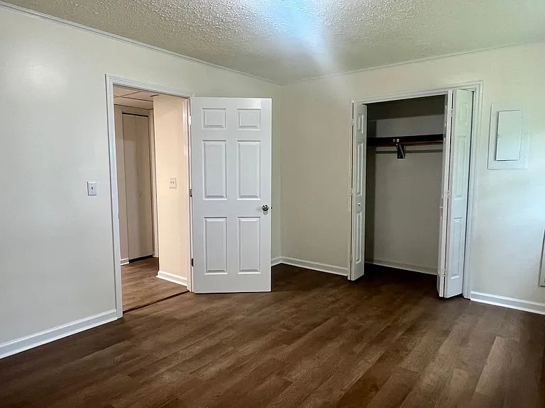 116 Highland Ave — Photo 12